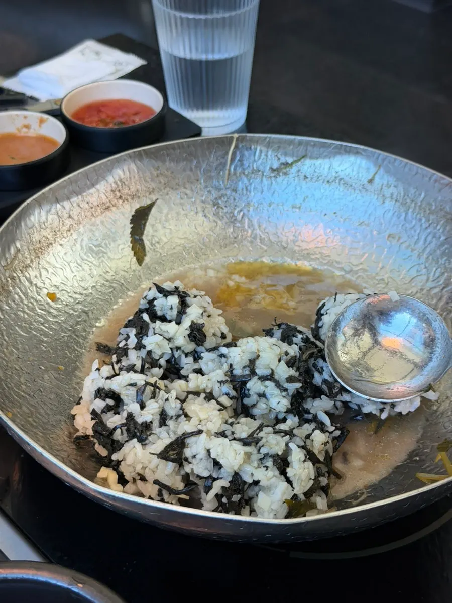 Closing dessert rice: gondre juk