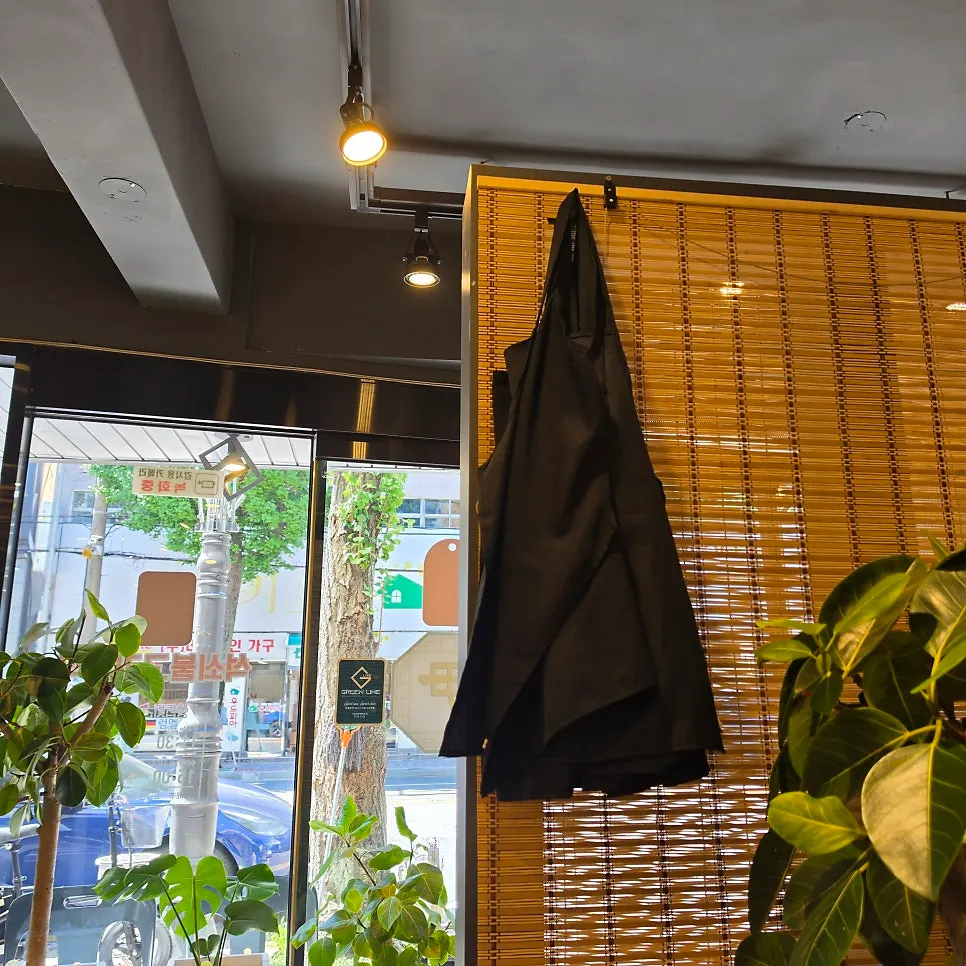 Table layout in the Yun Sikdang dining hall