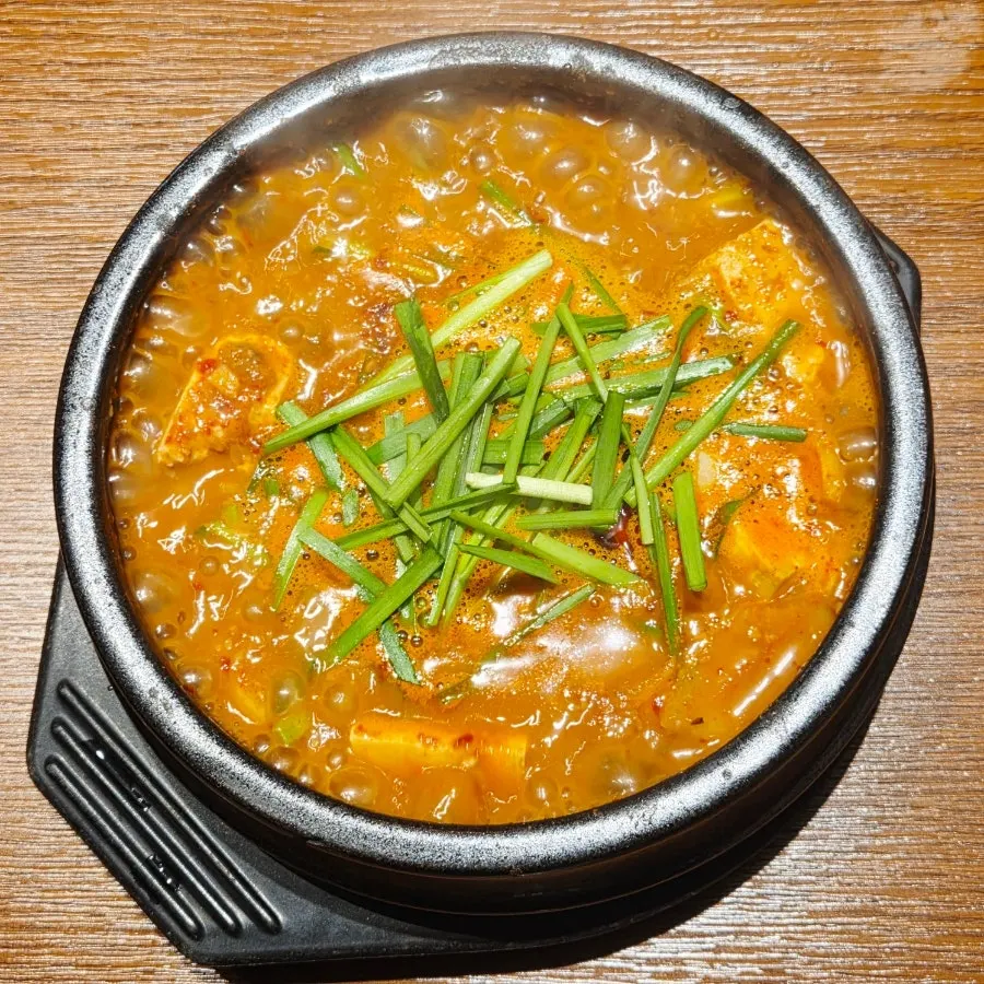 Table at Yugi Dongnam District Main Branch, a Cheongju beef restaurant