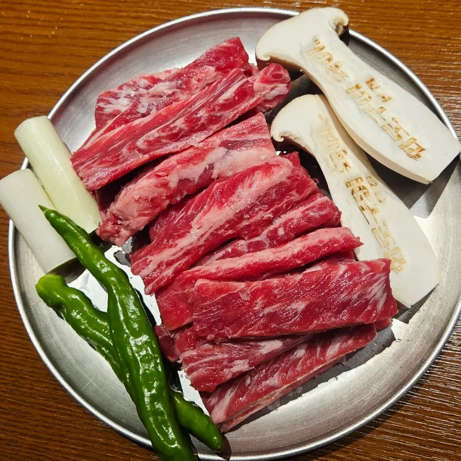 Table set with the whole short rib set ordered that day
