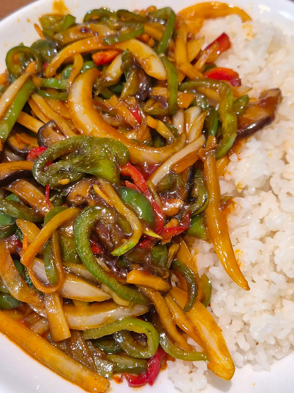 A bowl of Yugwanjang's gochu japchae bap