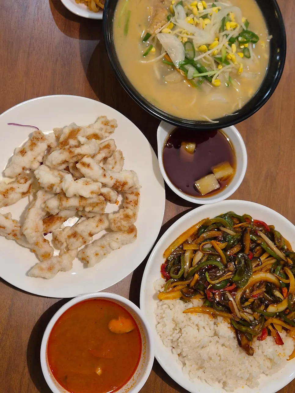 Yugwanjang's three-dish combination