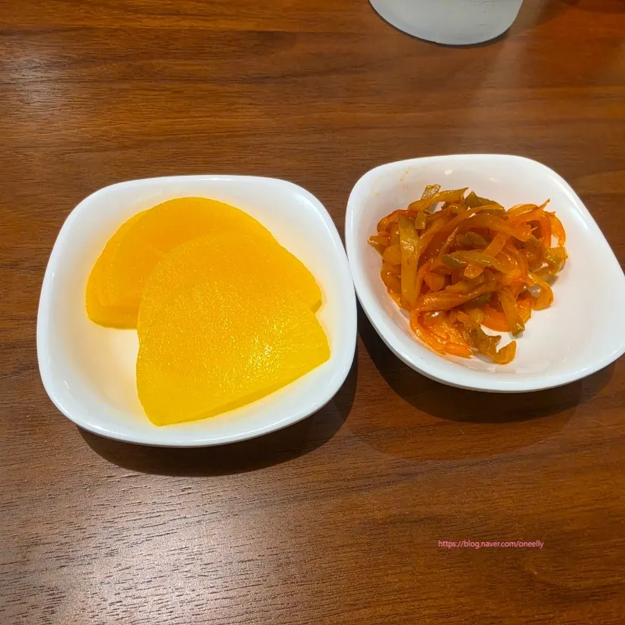 단무지와 장아찌 기본 반찬