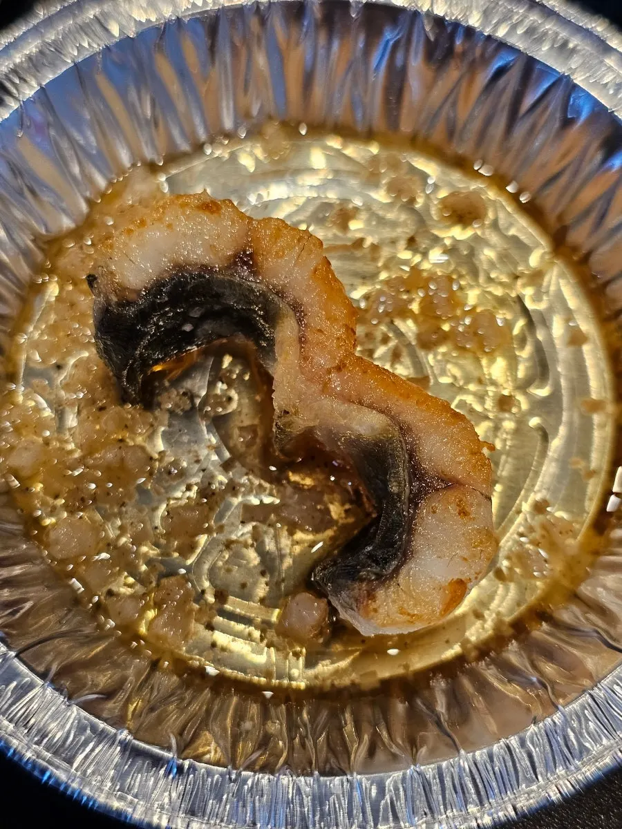 쌈채소에 올린 장어구이