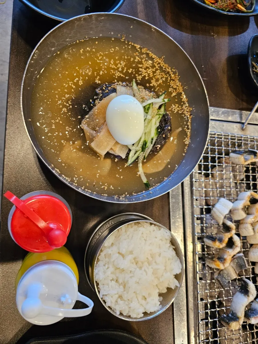 유일장어 물냉면