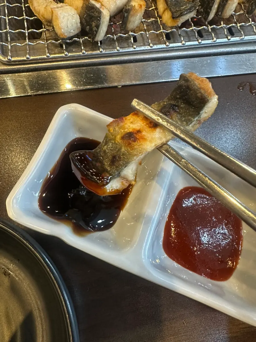 Golden-brown charcoal-grilled eel