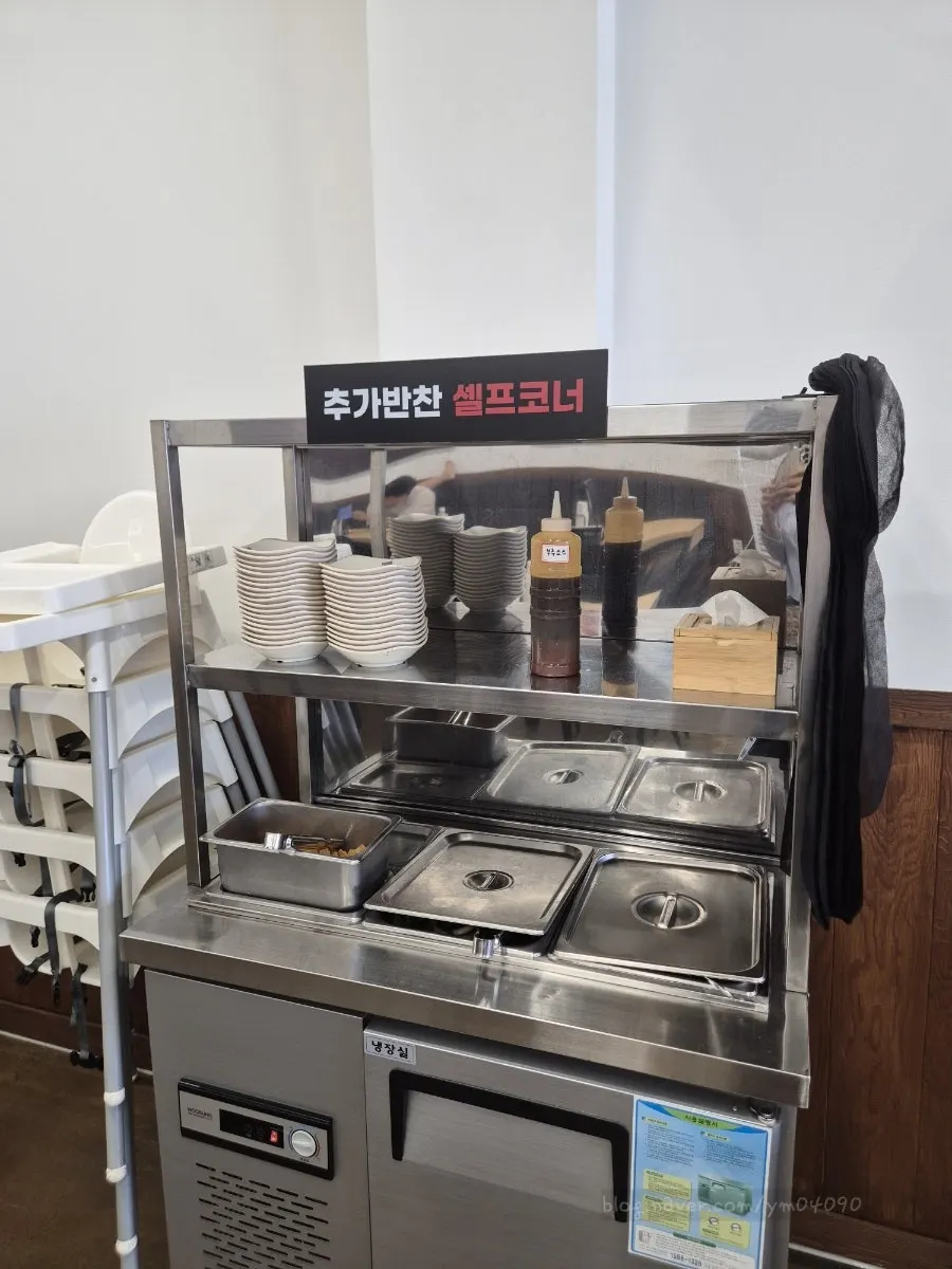 깔끔하게 관리된 육대장 천안백석점 셀프바