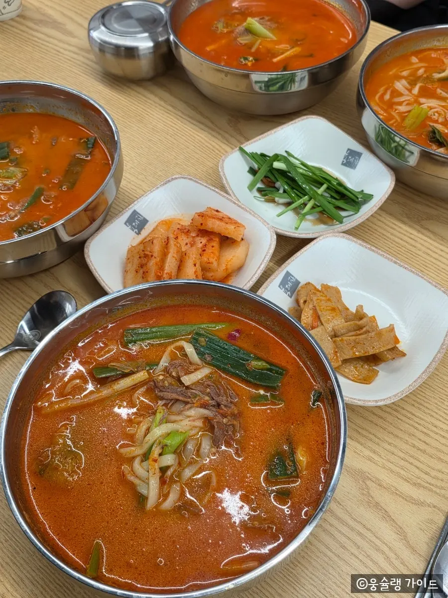 Traditional and spicy yukgaejang together on the table