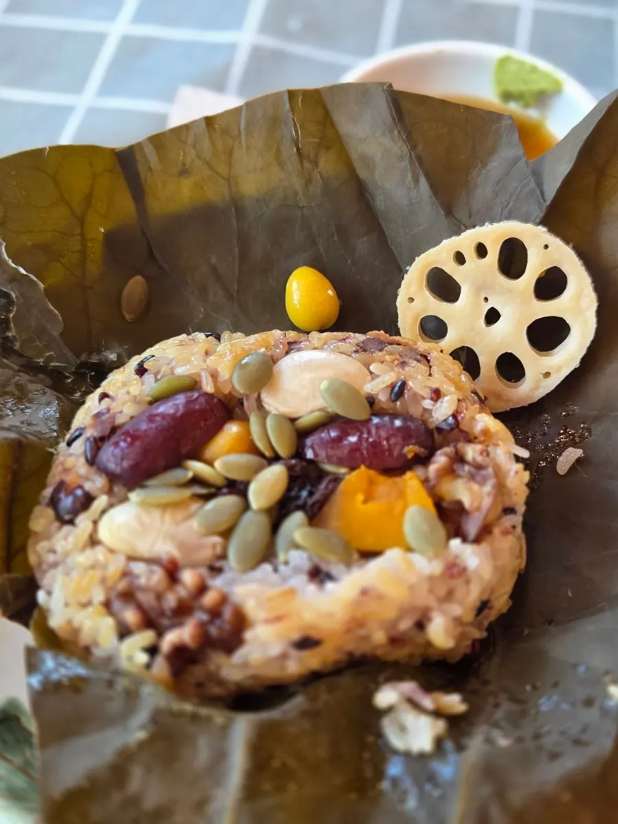 Inside the lotus leaf rice, with lotus root, beans, and nuts