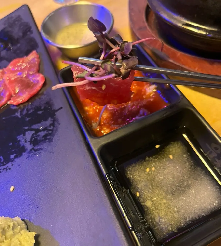 초장에 찍은 육사시미