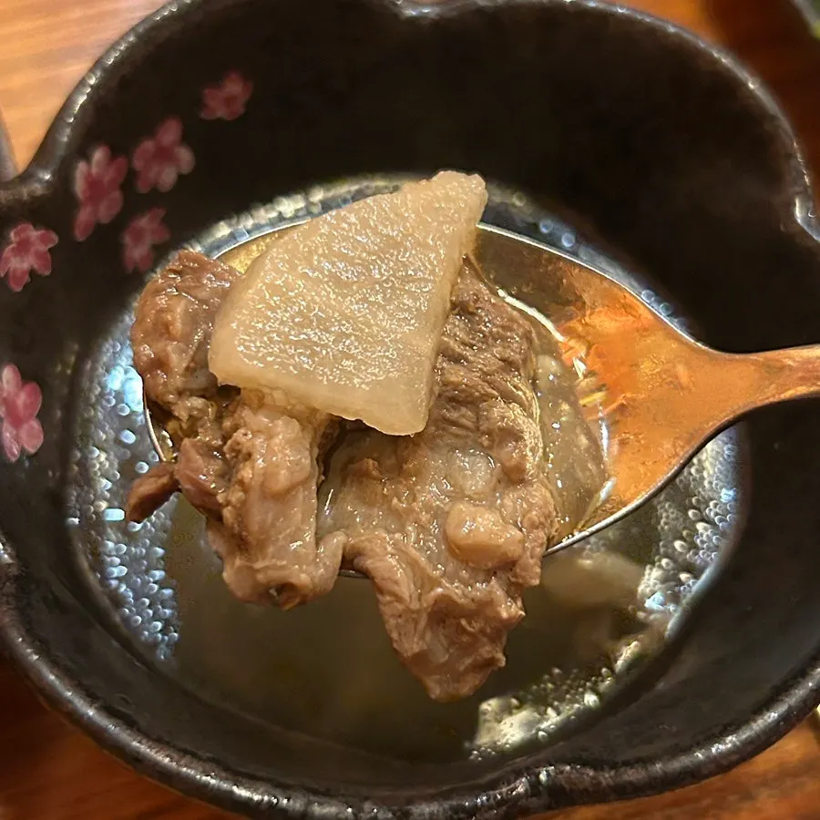 Plate of thinly sliced tripe