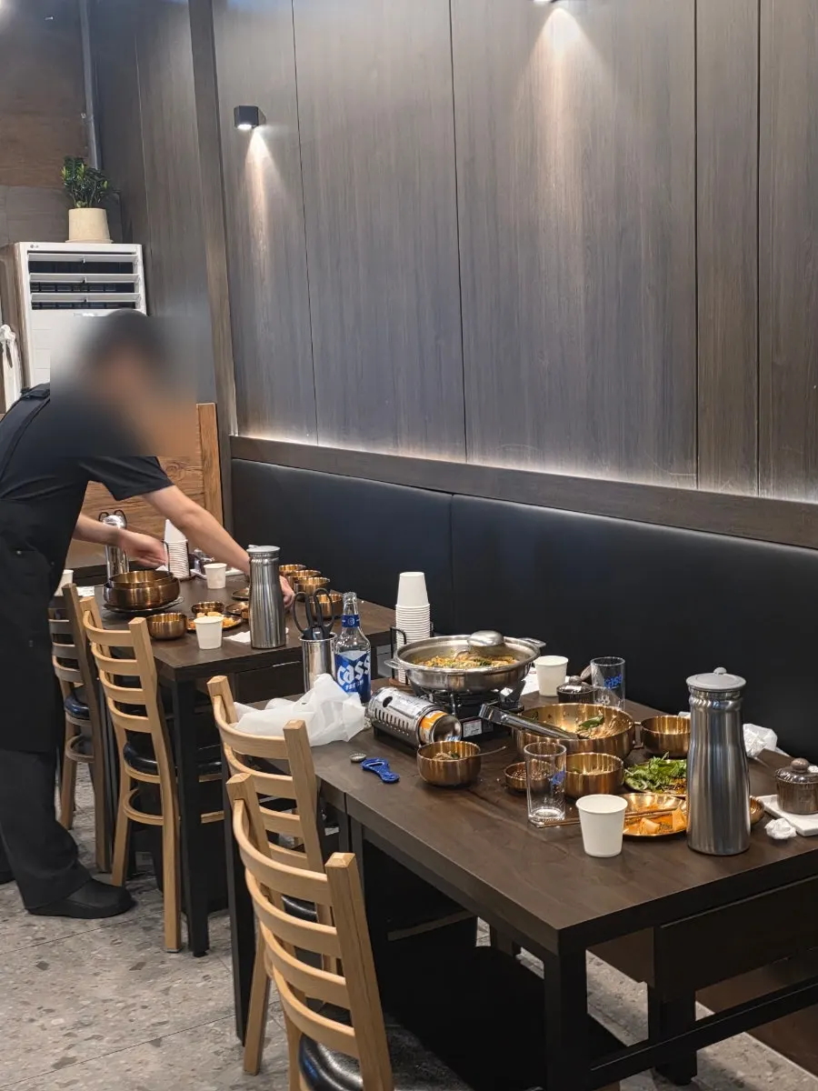 View of the Yukhwang restaurant after finishing the meal