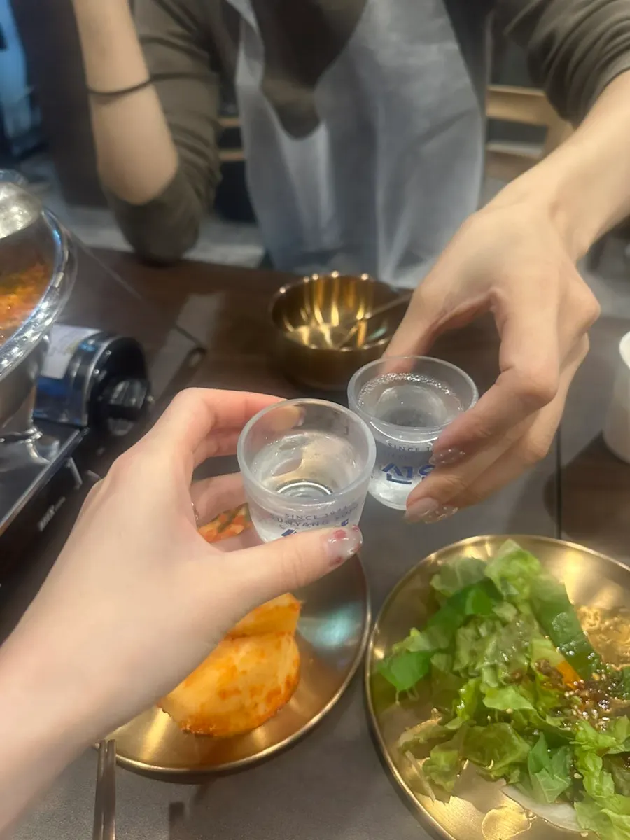 곱이 찬 한우 곱창 한 점
