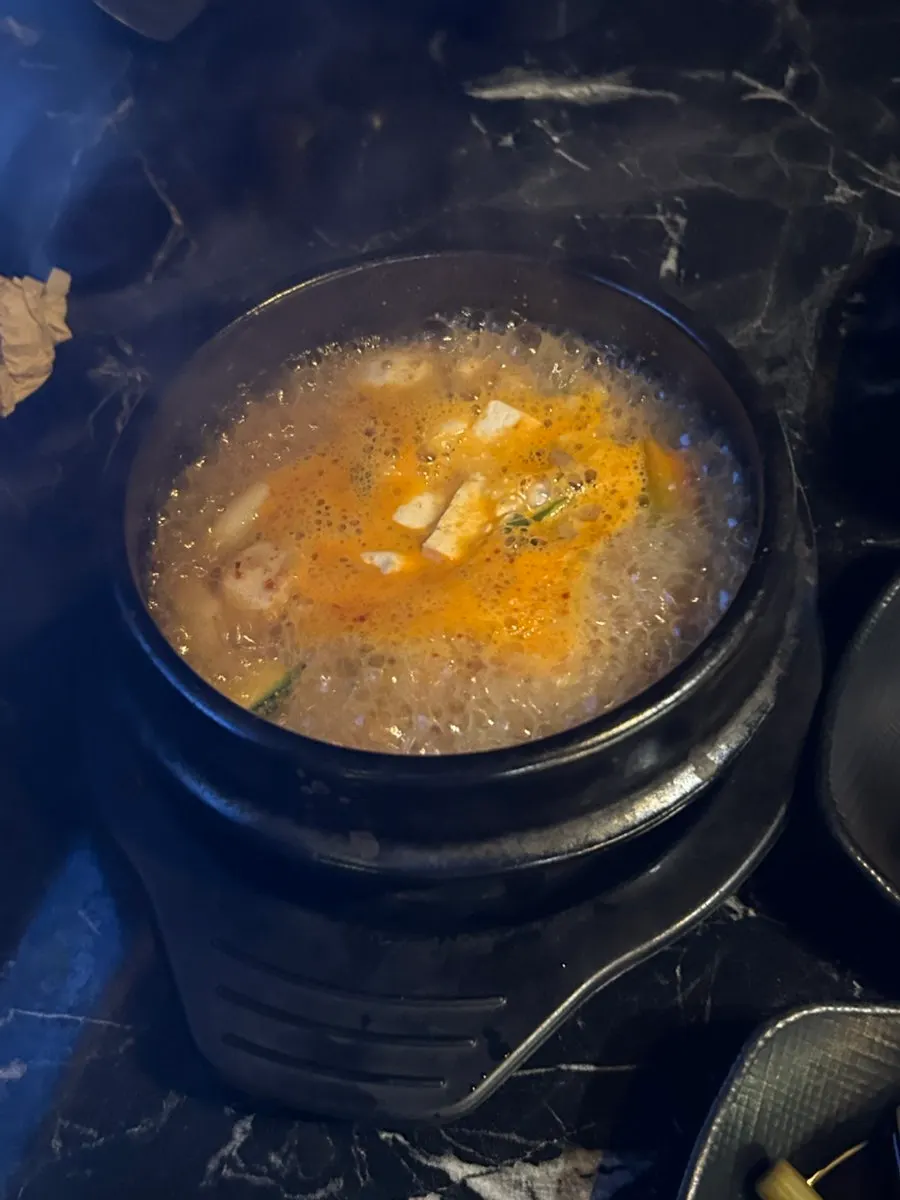 Doenjang jjigae yang termasuk dalam set