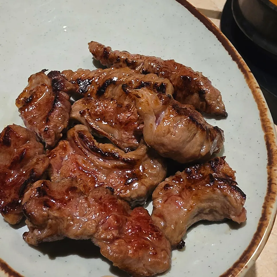 Grilled galbisal with its chewy texture