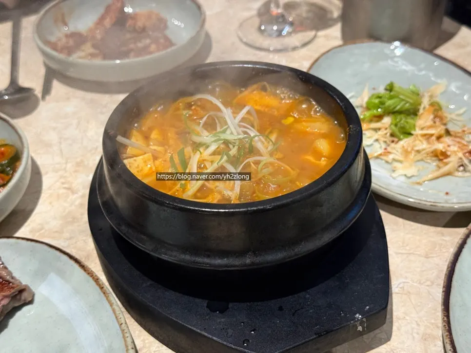550g Korean pork sampler with neck, belly, and skirt meat