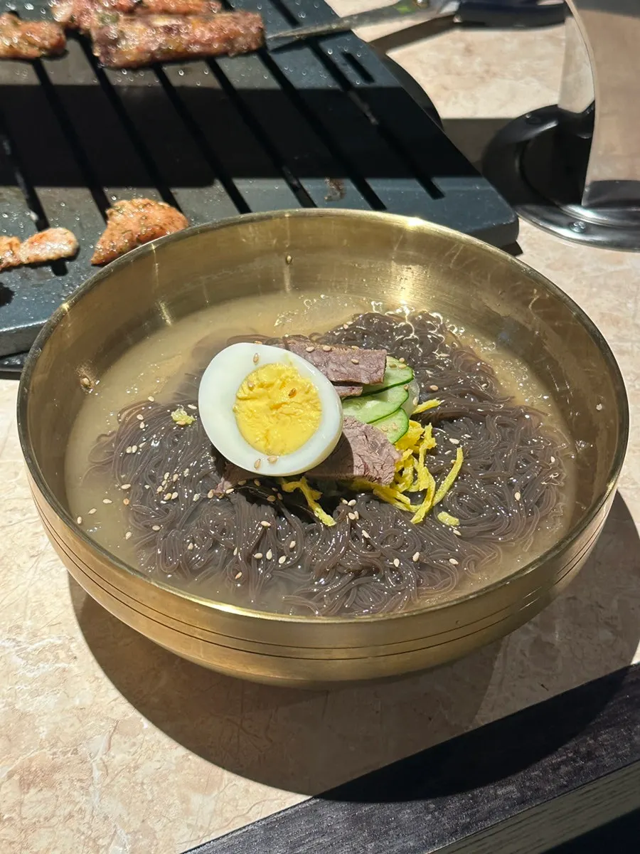 Yukmong water naengmyeon eaten to finish the meal