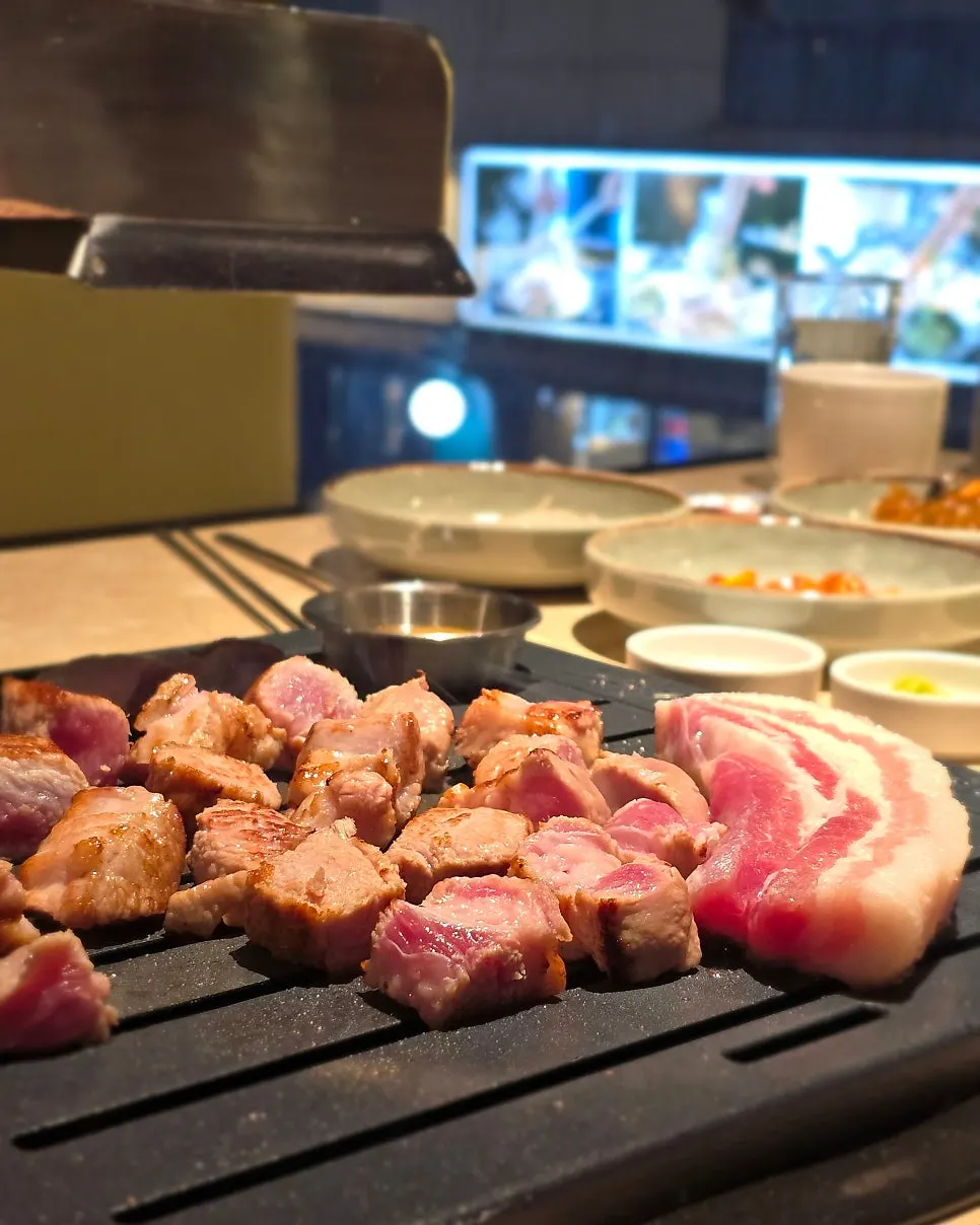 Snowflake pork neck on the grill