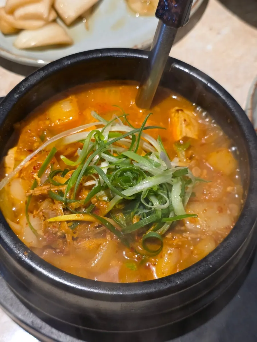 육몽 방이직영점 세트 구성 된장찌개