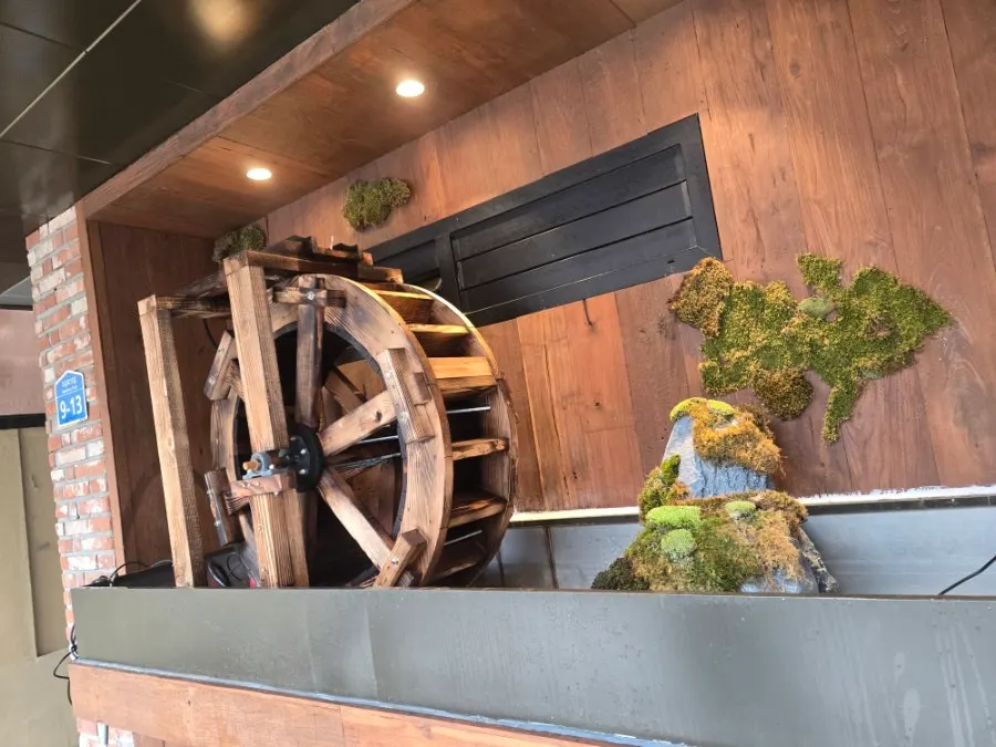 Entrance of Yukmong Bangi Direct Branch, a Korean BBQ restaurant near Seokchon Lake
