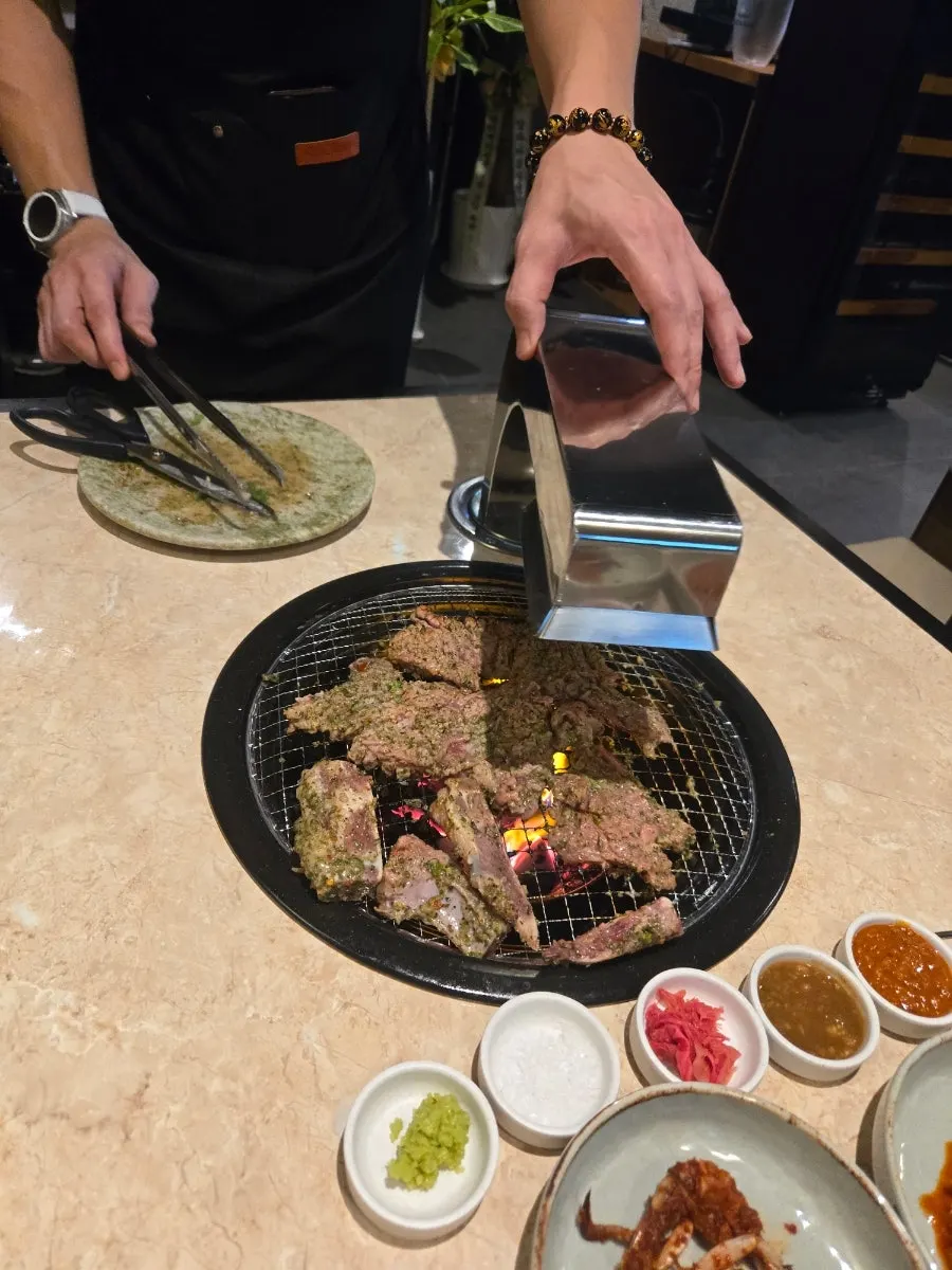 The grill with all the Shrek Galbi cooked through
