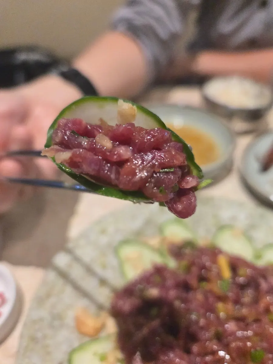 Close-up of the beef tartare mixed together