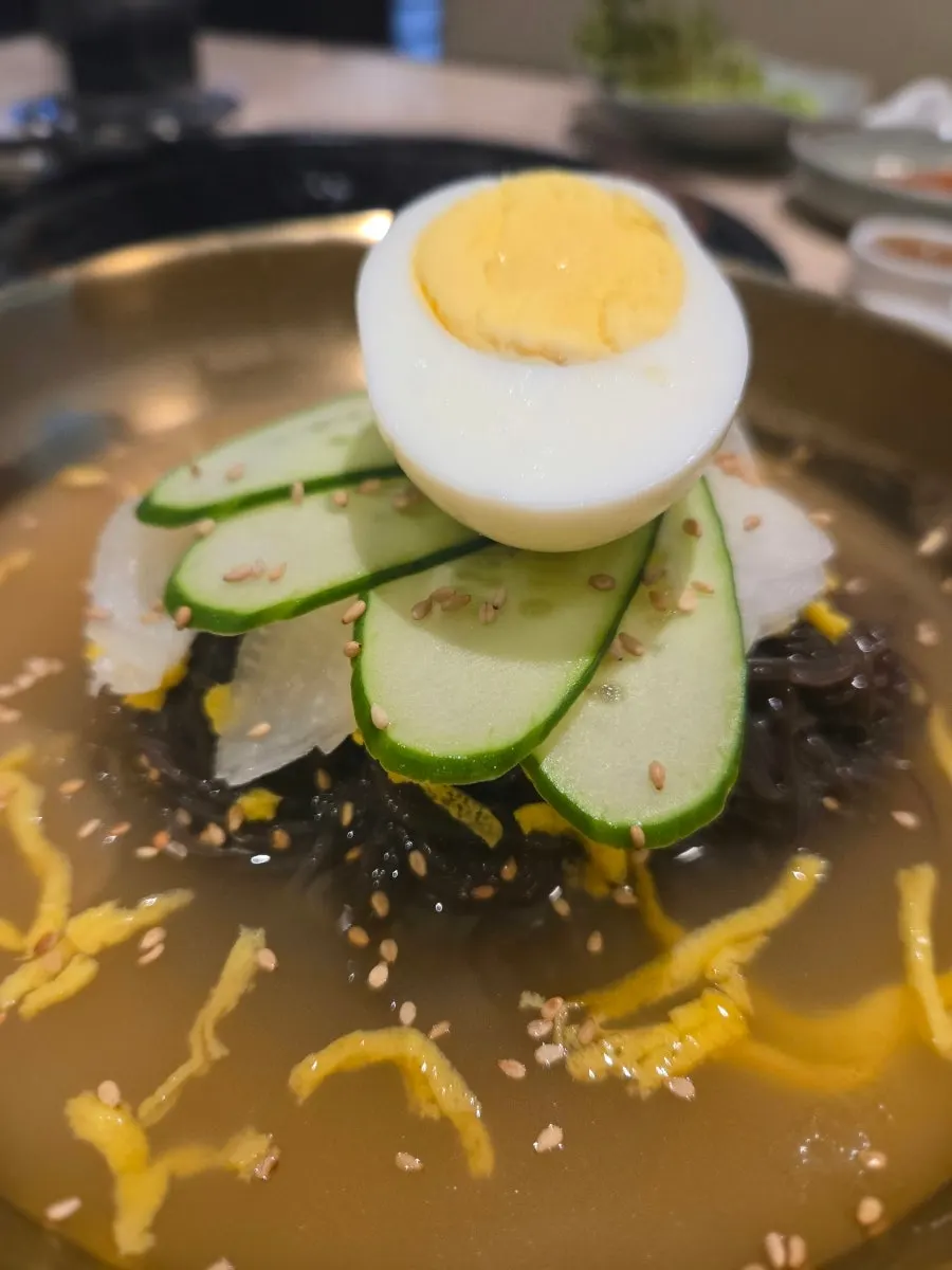 Mul-naengmyeon with cool broth