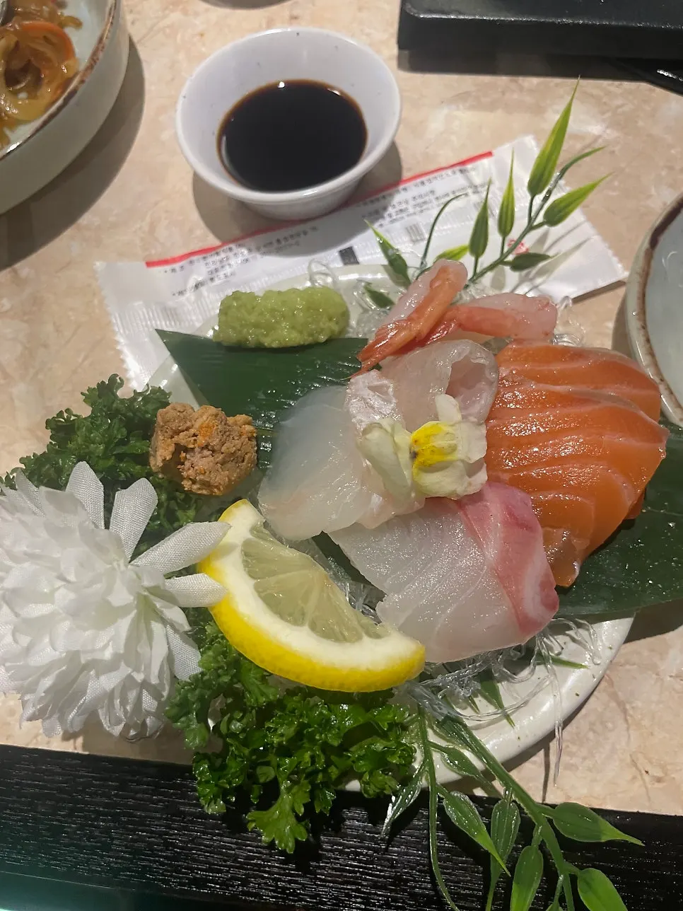 맛보기 회 한 접시