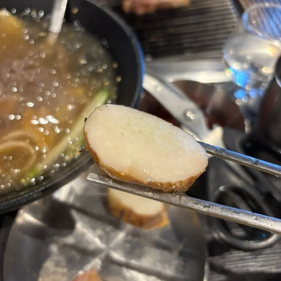 구워진 가브리살과 오겹살