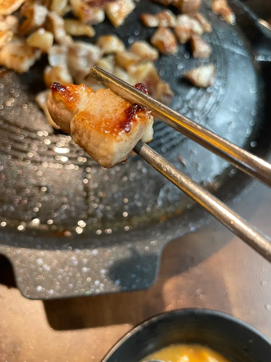 추가 주문한 부드러운 계란찜