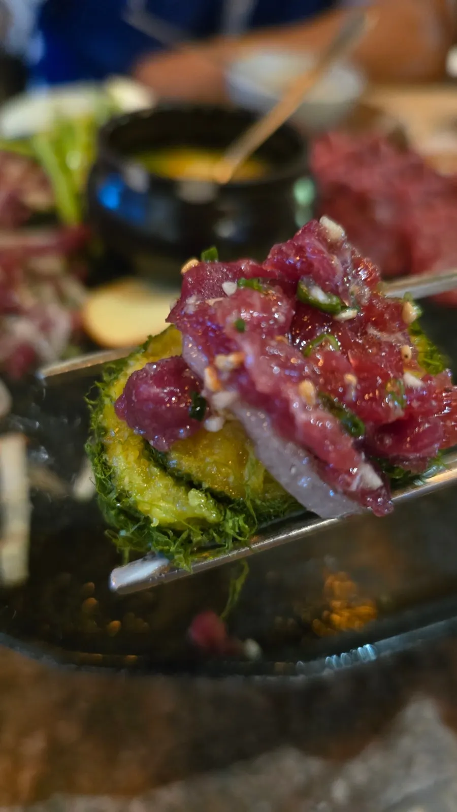 감태김밥과 야채김밥이 담긴 한상 구성