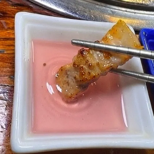 Charcoal-grilled ogyeopsal at Yuk Tongnyeong Gyodae Branch