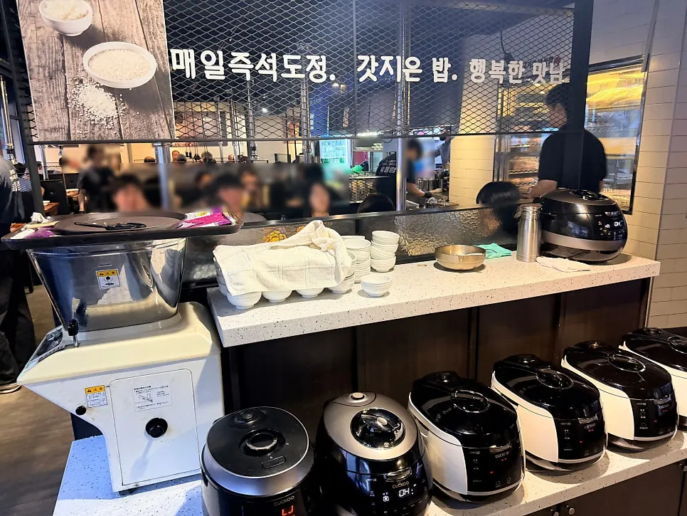 육통령 교대직영점 고기 숙성고 모습