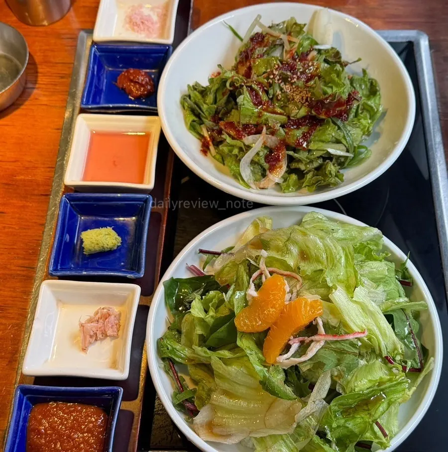 장아찌와 오이지 등 기본 반찬
