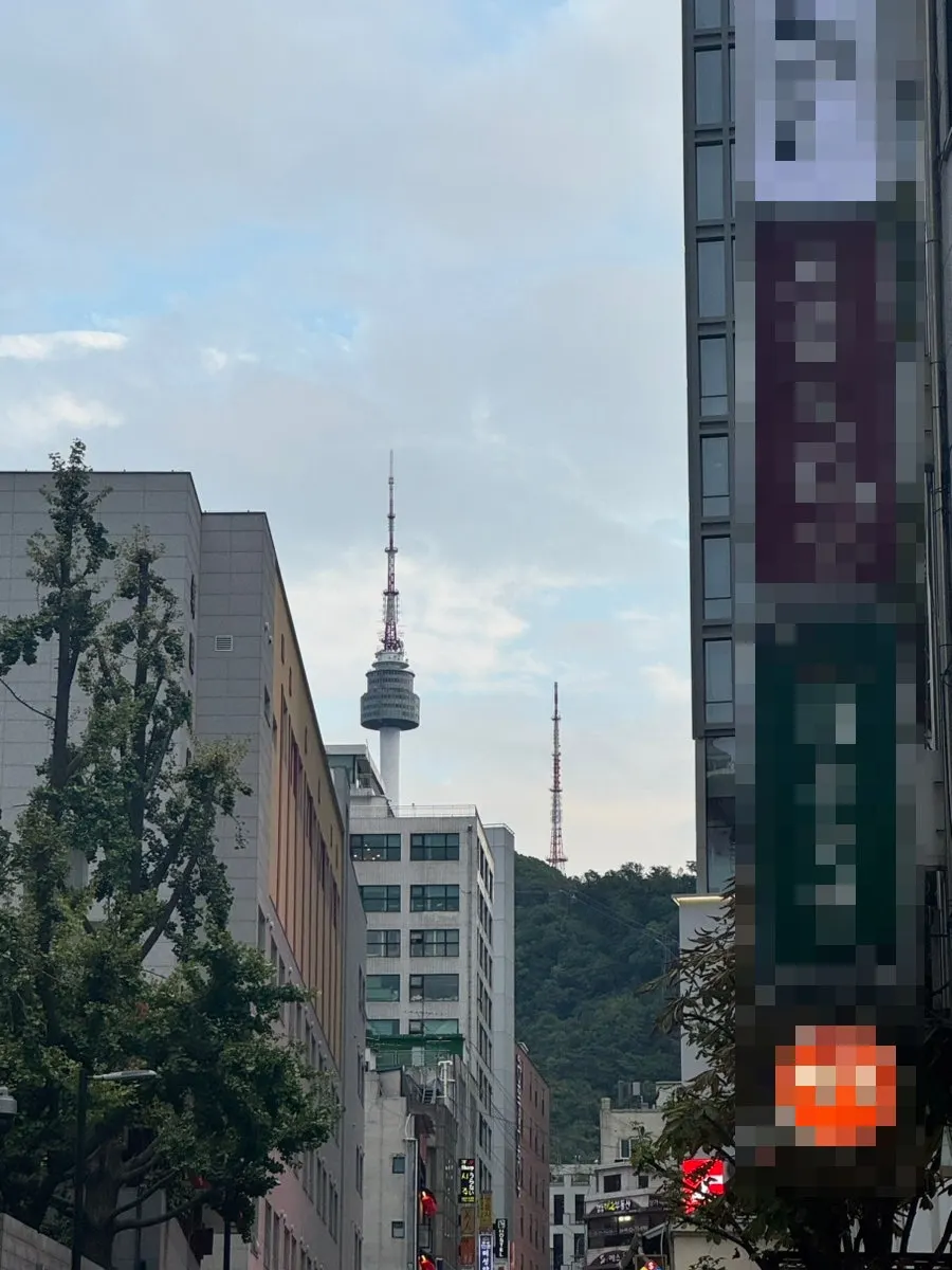 명동역 인근 육통령 명동본점 매장 모습