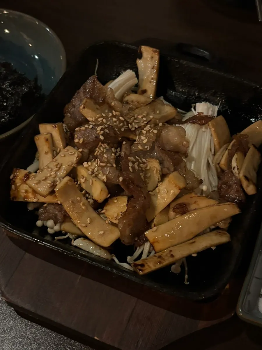 육연정 교동점 메뉴판