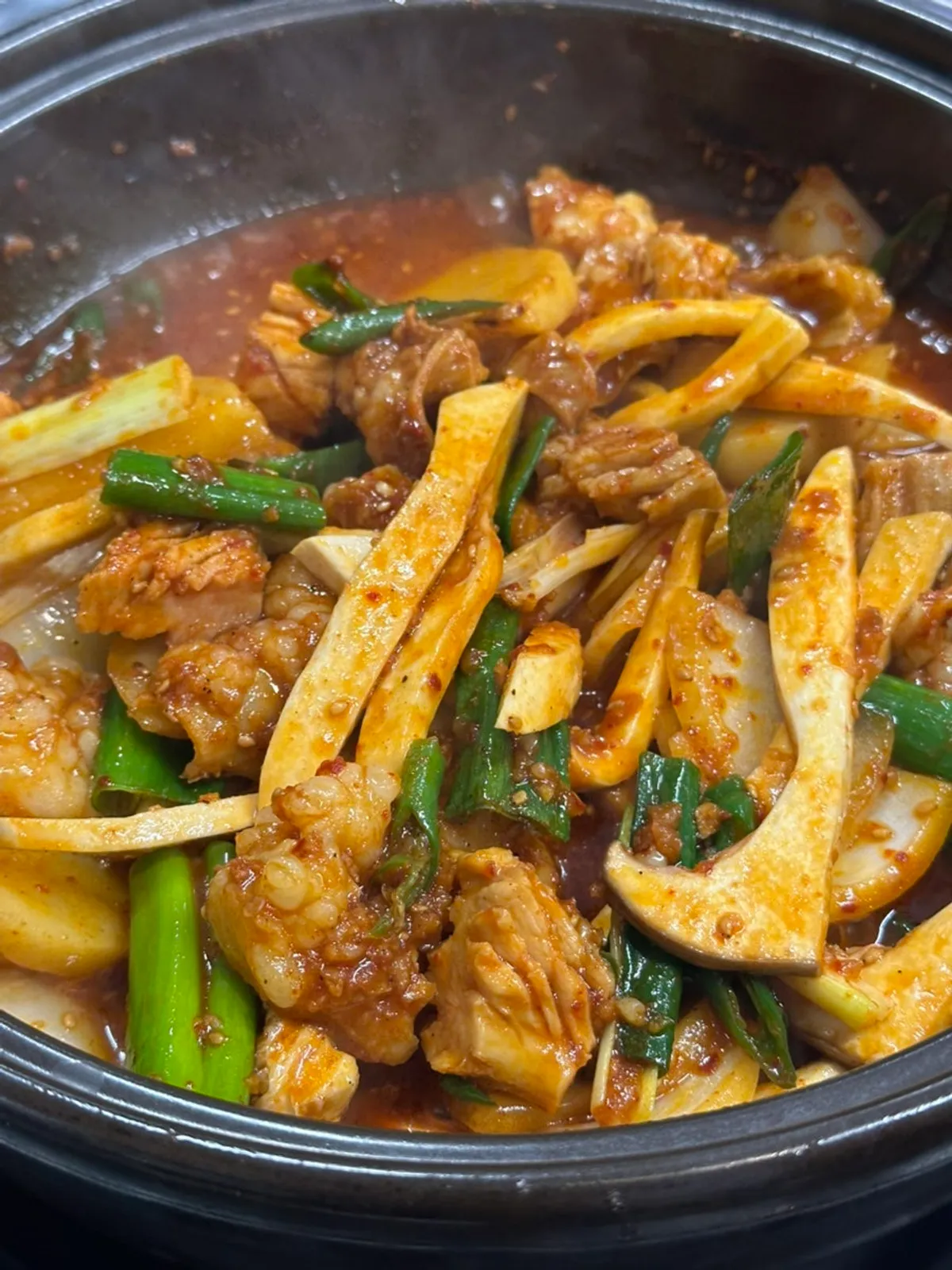 Well-seasoned stone-pan stir-fried gopchang at Miracle Yang Gopchang