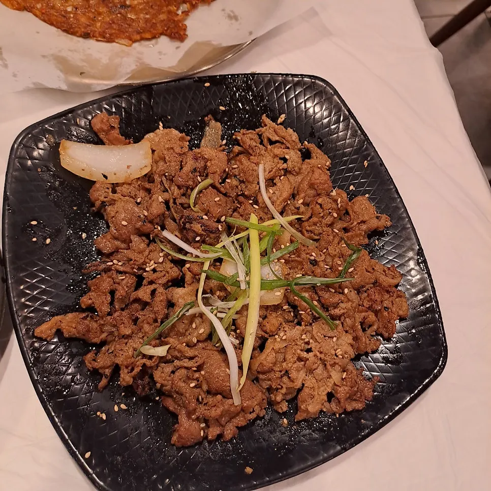Main dish of grilled bulgogi at Yun Sikdang