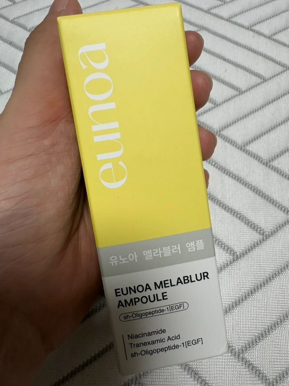 Yunoa Melabler Ampoule 30ml dropper bottle