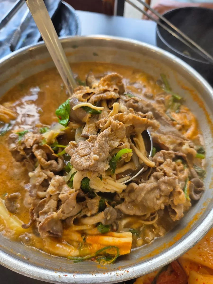 Photo from a visit to Yun Ujae Shabu Kalguksu Gogidong Branch