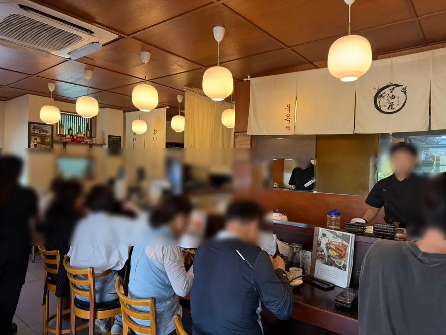 유옥 다찌석과 테이블석 좌석