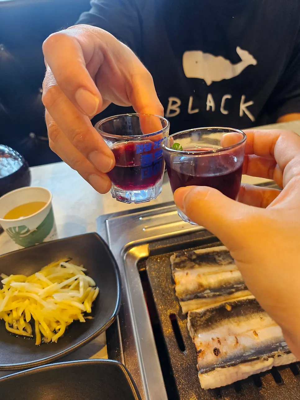추가로 가져와 굽는 장어 관련 이미지