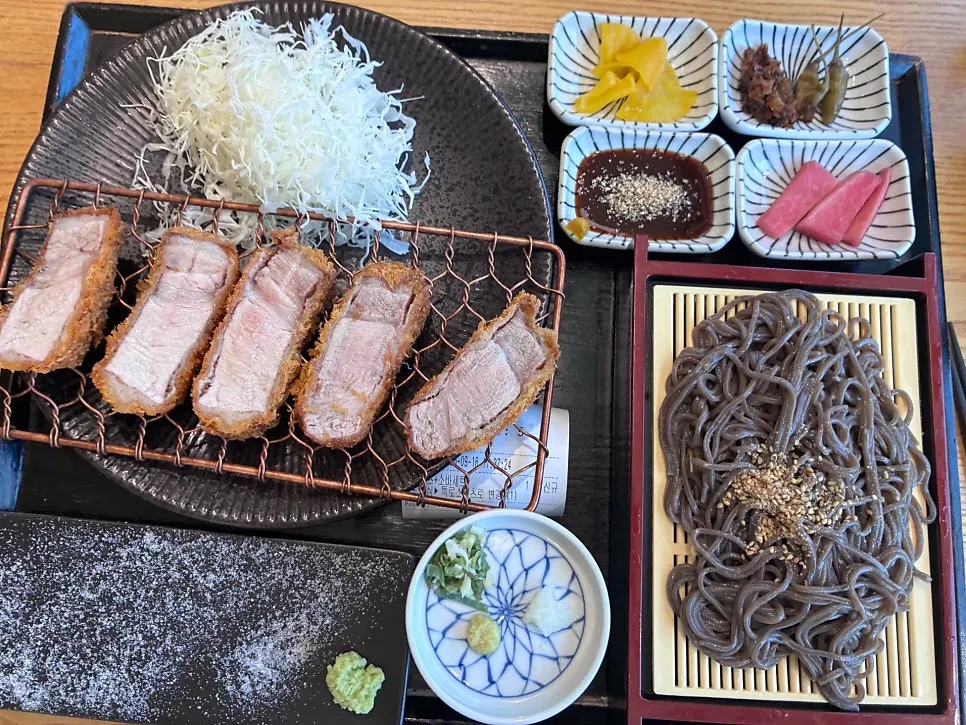 Thickly sliced rosukatsu