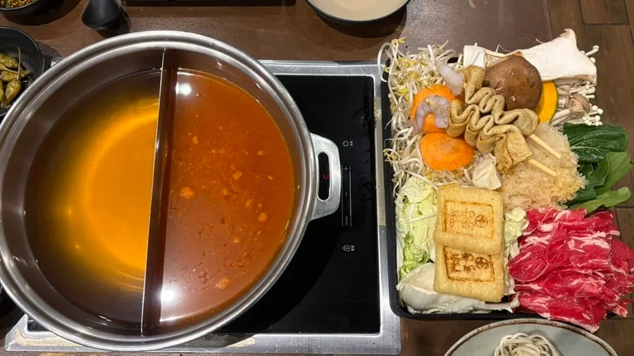 채소와 함께 익힌 샤브샤브