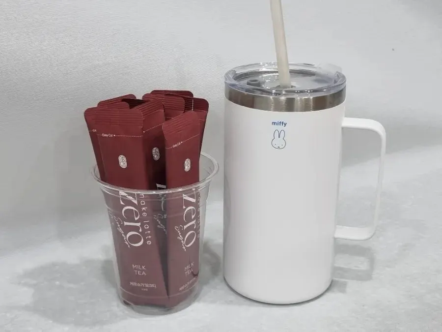 Thưởng thức trà sữa zero đường như một món homecafe