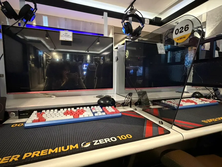 Two-person couple seats set up side by side