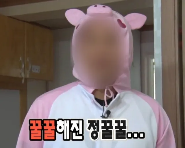 메뉴 고르다 배고파진 순간의 이미지